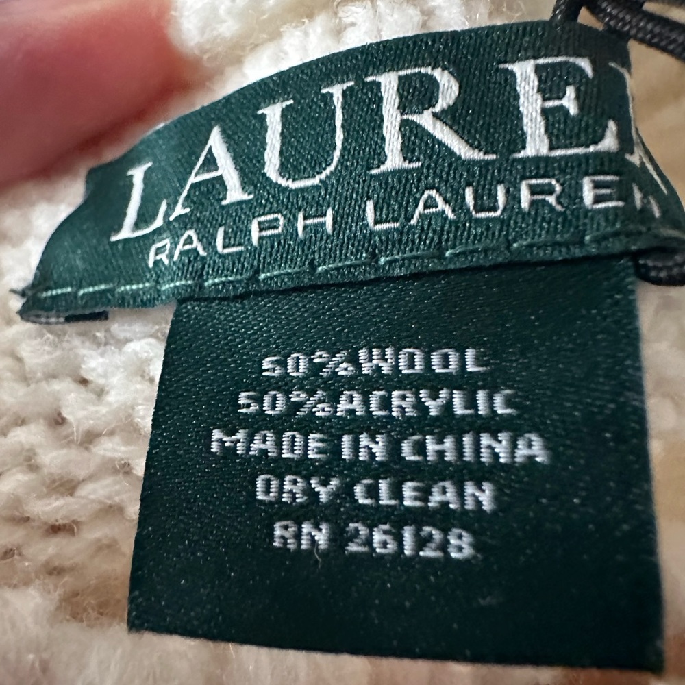Ralph Lauren poncho - Picture 7 of 7